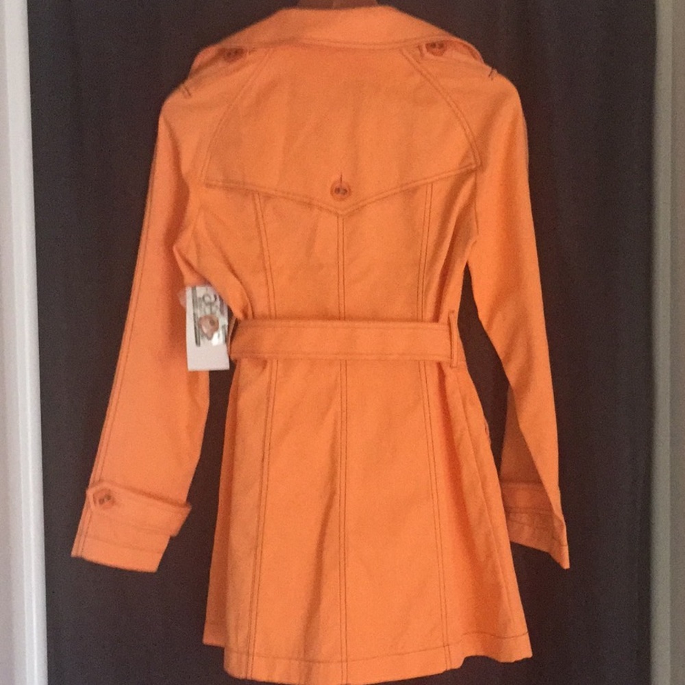 🎉Host Pick🎉⬇️Price Dropped ⬇️🔥Orange  trench coat petite sizing - Picture 2 of 4